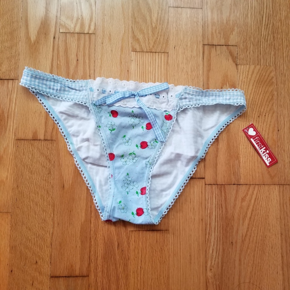 First Kiss Cherry Print Bikini Panties